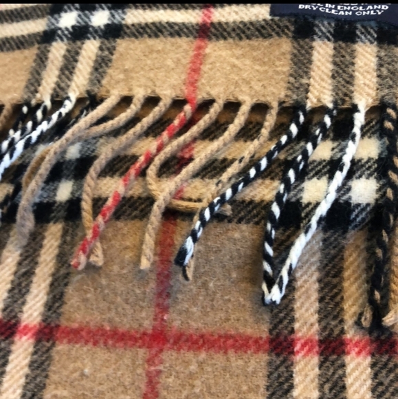 BURBERRY LONDON Authentic - Picture 3 of 4